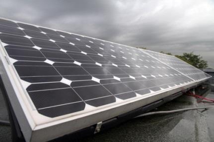 Elektriciteit wordt al jaren groen ingekocht, daarnaast heeft KWA al sinds 2009 ongeveer 25 m² aan zonnepanelen op het dak van het gehuurde pand liggen. Deze zonnepanelen leveren jaarlijks circa 3.