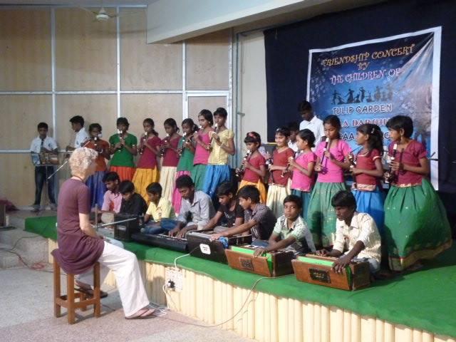 Eén concert samen met muziekleerlingen van Kala Darshini, tijdens een Friendship Concert in het Loyola College in Vijayawada en één tijdens Republic Day op de school van een deel van de kinderen van