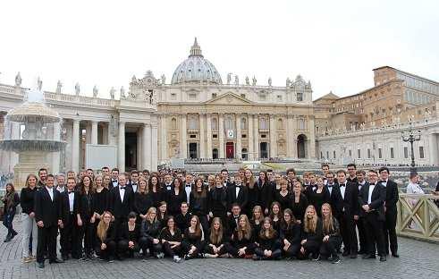 vind je op onze website. Agenda Utrecht Zingt en Utrecht Blaast Eerste concert Eurochoir Vrijdag 7 juli 2017 20.15-22.00 uur Waalse kerk (Amsterdam) Tweede Concert Eurochoir Zaterdag 8 juli 2017 20.