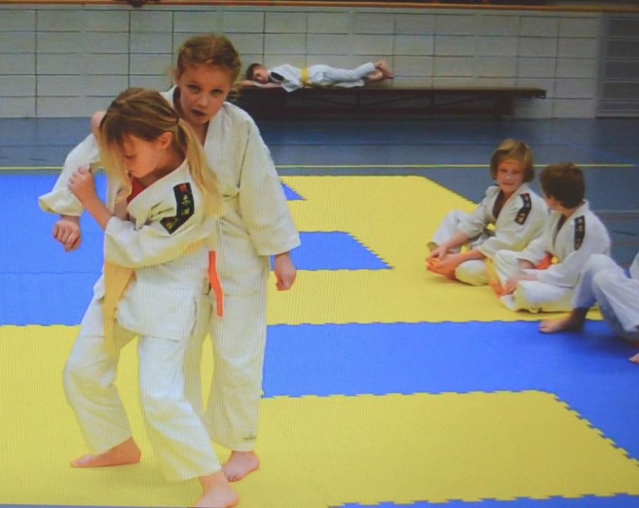 Te zien op onze website: Hieronder staan korte filmpjes van de maand van onze judoschool.