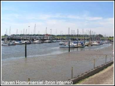 Tochten tussen Hornumersiel en Fedderwardersiel Hornumersiel: De jachthaven valt droog bij laagwater en de geul naar de haven is niet goed bevaarbaar 1 uur rond laagwater.