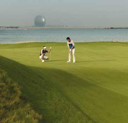 Yas Links Abu Dhabi, Saadiyat Beach Golf Club en/ of Abu Dhabi Golf Club zijn populaire clubs tijdens golfvakanties.