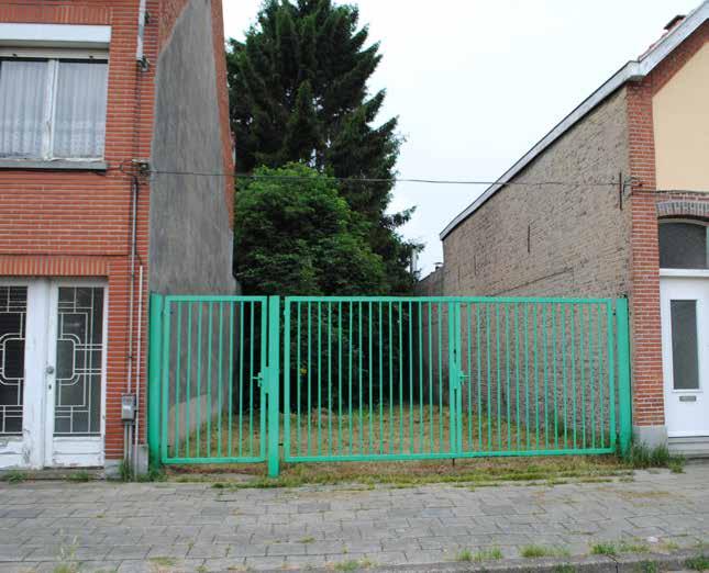 AG VESPA VERKOOPT Druivenstraat 17 2610 Wilrijk AG VESPA verkoopt een perceel bouwgrond, gelegen in een rustige woonwijk op wandelafstand van het centrum van Wilrijk.