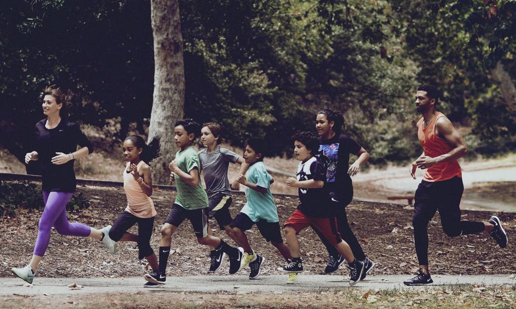HOE HARDLOPEN KIDS KAN INSPIREREN Nike steunt Marathon Kids, een non-profitorganisatie die zich inzet om de gezondheid van kinderen te verbeteren.