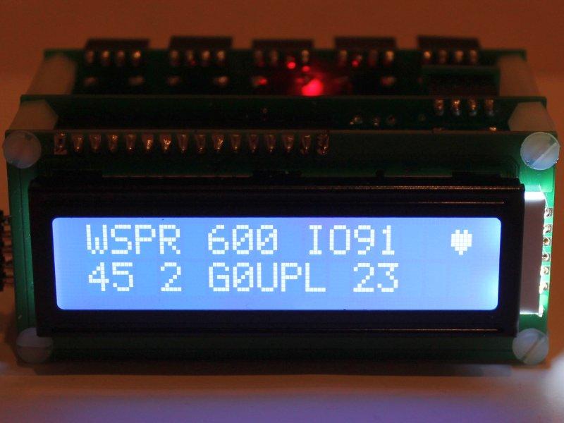 Zelfbouw: WSPR transmitter Hans Summers G0UPL. Mooie zelfbouw QRP (0.2W) TX beschikbaar via Hans Summers G0UPL tegen kostprijs (+/-22.50 euro).