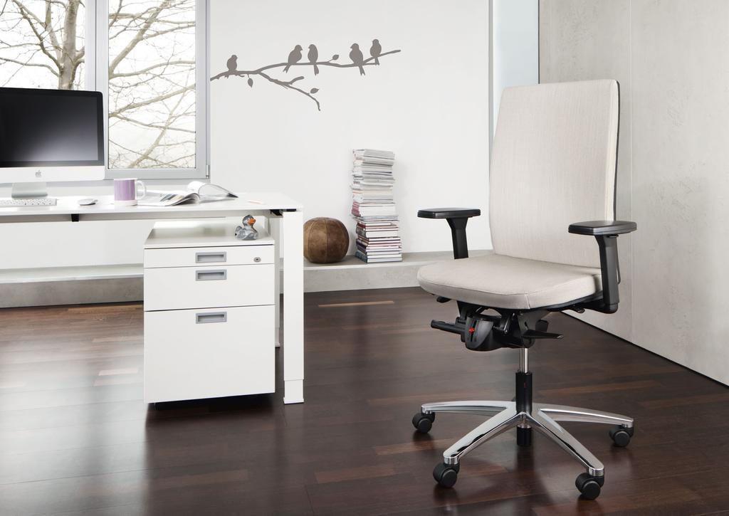 TENSA TS, un siège qui sait s adapter. Par exemple à l agencement : grâce au design moderne et au choix des couleurs et des matériaux, il s adapte bien à tous les environnements de travail.