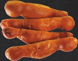 Les cougnoux sont une spécialité wallonne, préparée à base de pâte brioche, selon la variété, enrichie de