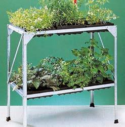 KWEEKREK 77 x 40 x 77 cm 8,50 kg Compact Onze kweekrekjes zijn klein en laag zodat je met weinig plaats een maximum aantal plantjes kan opkweken.