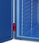 Isotherme containers Isotherme containers voor zowel koude als warme lijn Blauwe binnen- en buitenwand hebben een anti-bacteriële werking Sluitingen, scharnieren en handvatten zijn gemaakt