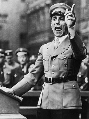 Jozef Goebbels, het brein achter de nazipropagandamachine, hoofd van de Reichskulturkammer: streng toezicht op