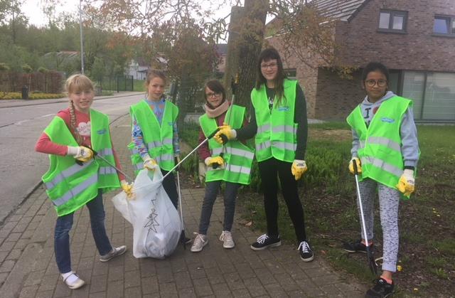 SPEELWEIDE De kersverse speelweide begint stilaan vorm te krijgen.