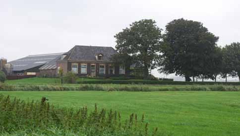 Adres: Mastenbroek, Nieuwe Wetering 10 Nationaal Landschap IJsseldelta, Mastenbroekerpolder Volumes: hv hb Relatie met het landschap/stedenbouwkundige waarden 0 Waarde neutraal Erfinrichting x