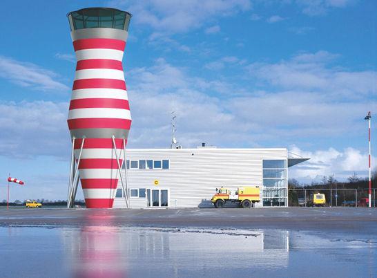 Capaciteit op Lelystad Airport Royal Schiphol Group beheert naast Amsterdam Airport Schiphol de regionale luchthavens Rotterdam The Hague Airport, Eindhoven Airport en Lelystad Airport.