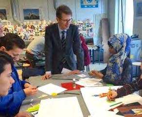 Doel van de Internationale Schakelklas (ISK) Doel van de ISK is om de leerlingen zo snel mogelijk Nederlands te leren, zodat zij in het reguliere Nederlandse voortgezet onderwijs kunnen instromen.