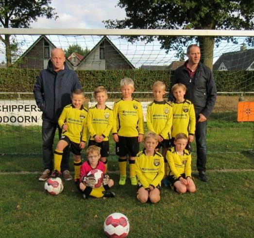 Het was bijzonder plezierig werken met deze groep enthousiaste en leergierige voetballertjes.