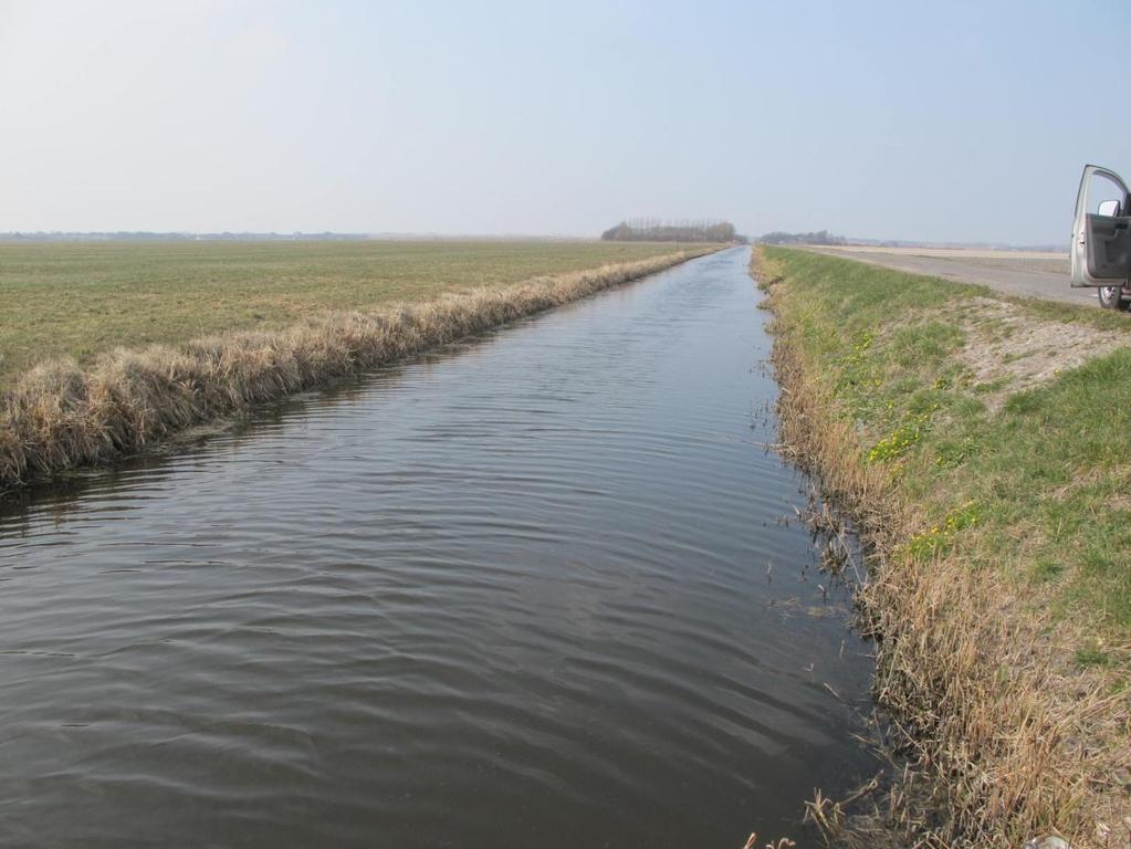 een gemaal van de brede vaart, gelegen tussen de Noordschinkeldijk en het Noordhollandsch kanaal. 2.2 Geplande werkzaamheden In polder t Hoekje zijn meerdere aanpassingen in het watersysteem gepland.