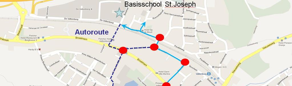 Blad 2 2. De school-thuis route Onderstaand kaartje geeft de geplande route weer voor het langzaam verkeer en de geplande route voor het gemotoriseerd verkeer richting basisschool De Plenkert.