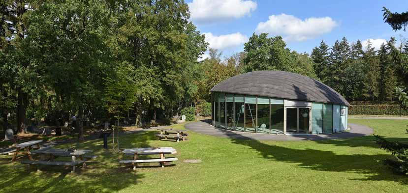 Beste bezoeker, Voor u ligt het cateringboek van crematorium Heidehof, onderdeel van Monuta.