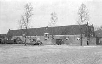 1845. Het monument is gedeeltelijk gesloopt en gerenoveerd