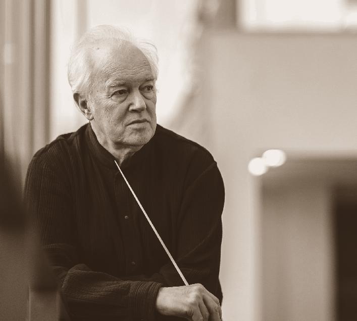 12 Edo de Waart, dirigent Edo de Waart was chef-dirigent van het Radio Filharmonisch Orkest van 1989 tot 2005. Sinds 2005 is hij eredirigent van het Radio Filharmonisch Orkest.