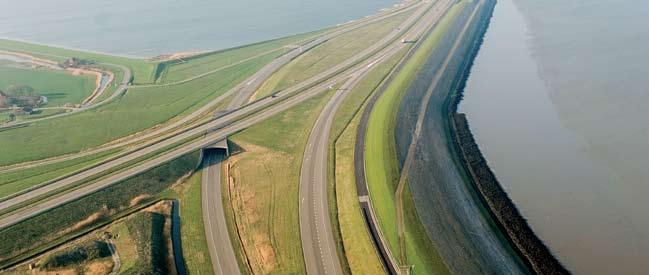 4 Afsluitdijk vanuit Waddenperspectief (2010/04) Op verzoek van het Ministerie van Verkeer en Waterstaat heeft de Raad een briefadvies uitgebracht over de toekomstige inrichting van de Afsluitdijk.