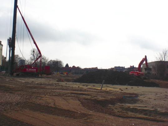 Hierin stond dat bewoners in ruil voor 64 uur zelfwerkzaamheid een huurcontract met 10% korting kregen op basis van leegstandswet voor 2 jaar.