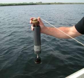 - Venbergen sonar - 2 Uitvoering 2.1 Aanwezigheid spronglaag De aanwezigheid van stratificatie of een spronglaag in het water, heeft grote gevolgen voor de visstand.