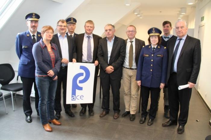 Persvoorstelling Op 27 november 2014 werd een persvoorstelling georganiseerd om de oprichting van de politieassociatie centrum bekend te maken aan het grote publiek.