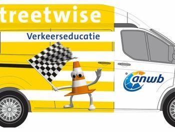 De kans op dubbele informatie blijft uiteraard bestaan, maar we hebben zo meer tijd voor de voorbereiding en kunnen informatie dus meer selecteren.