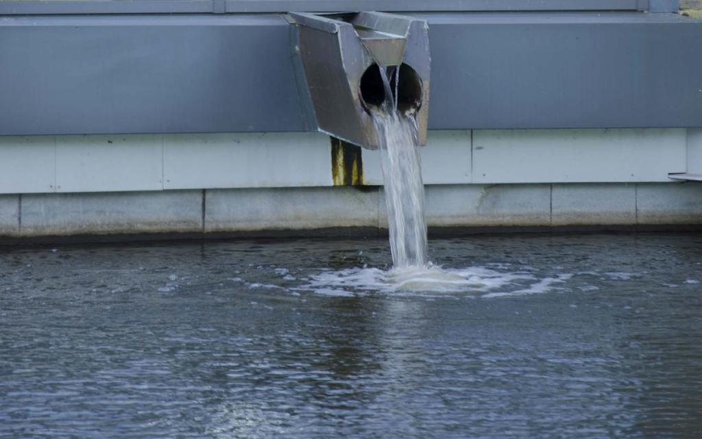 Verwante beleidsthema s Energieopwekking of -besparing is onmogelijk los te zien van andere ontwikkelingen binnen het waterschap en daar buiten.