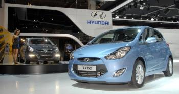 Ook is bij Hyundai een experimentele "i20 Sport" te zien, die als éénmalig studiemodel door Brabus voor de Franse autoshow is gemaakt.