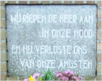 "Kapelletje op de Hei" 1 van 6 "Kapelletje op de Hei" a/d Broekweg Waarom is het kapelletje gebouwd? De bevrijding van Nederland begon 17 september 1944 met de operatie Market Garden:.