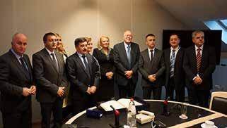 jaarverslag 2014-2015 85 Bezoek van een delegatie van parlementsleden van Bosnië en Herzegovina (21 oktober 2015) Op woensdag 21 oktober 2015 bezocht een delegatie van parlementsleden van Bosnië en