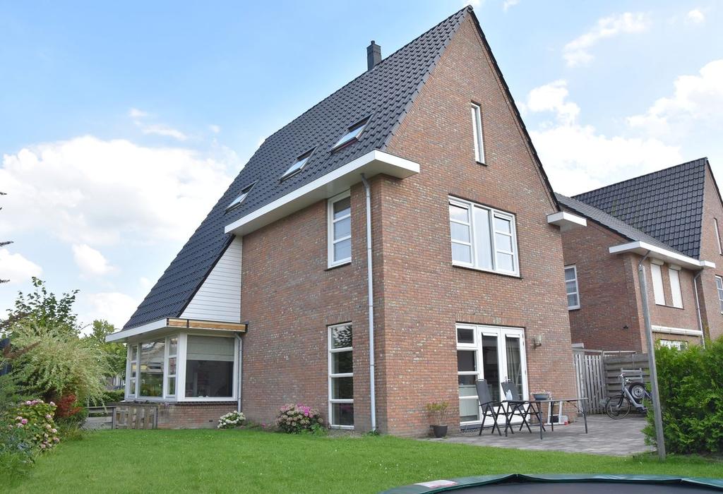 KOLBERGSTRAAT 43 8232RM LELYSTAD 415.000 K.K. "Nu bieden vanaf 415.