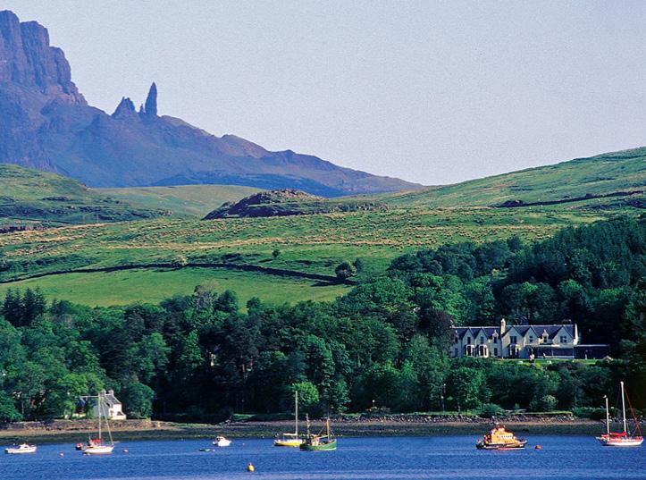 Eilean Donan castle (the most photographed.