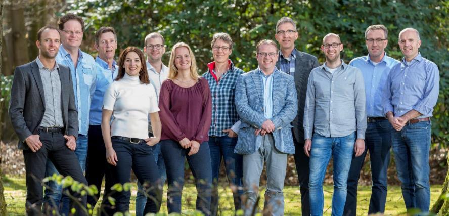 Lectoraat Lean / World Class Performance Primair doel: Samen met organisaties in het werkveld en studenten: bestaande kennis over Lean, QRM en continu verbeteren