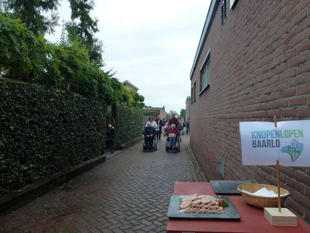 28 september. Happen, stappen en rollen! Een wandeltocht van 3 kilometer door de kern van Baarlo. Speciaal voor rollators- en rolstoelgebruikers.