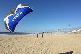 Actief op het strand&duin Powerkiten Powerkiten is de ultieme uitdaging voor iedereen die houdt van strand en wind.
