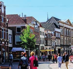 De omgeving In de delta van de IJssel ligt de Hanzestad Zwolle, een stad een mooi voorbeeld hiervan is het Stadsfestival.