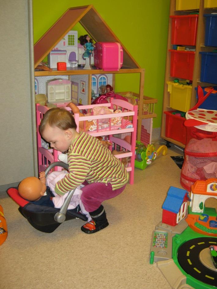 Om het verblijf van uw kind aangenamer te maken is er een speelzaal op de afdeling.