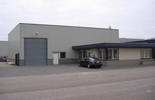 ZUTPHEN Telefax: (0575) 57 24 43 Industrieterrein de Revelhorst E-mail: oost@vector.