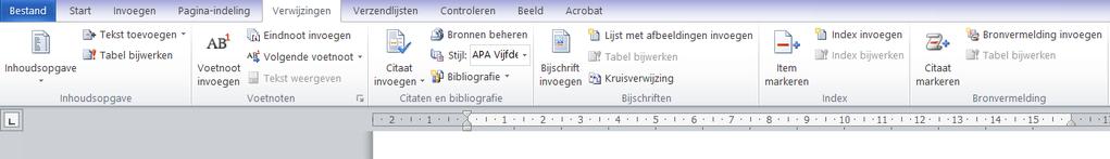 De functie <Verwijzingen> in Word Bronnen invoeren Plaats de cursor in de tekst op de plaats waar een bronverwijzing moet komen te staan.