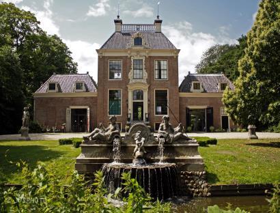 De Watergraafsmeer, een van de fijnste wijken in Amsterdam om te wonen De woning is onderdeel van een traditioneel en vooroorlogs pand. Zowel binnen als buiten goed onderhouden en efficiënt ingedeeld.