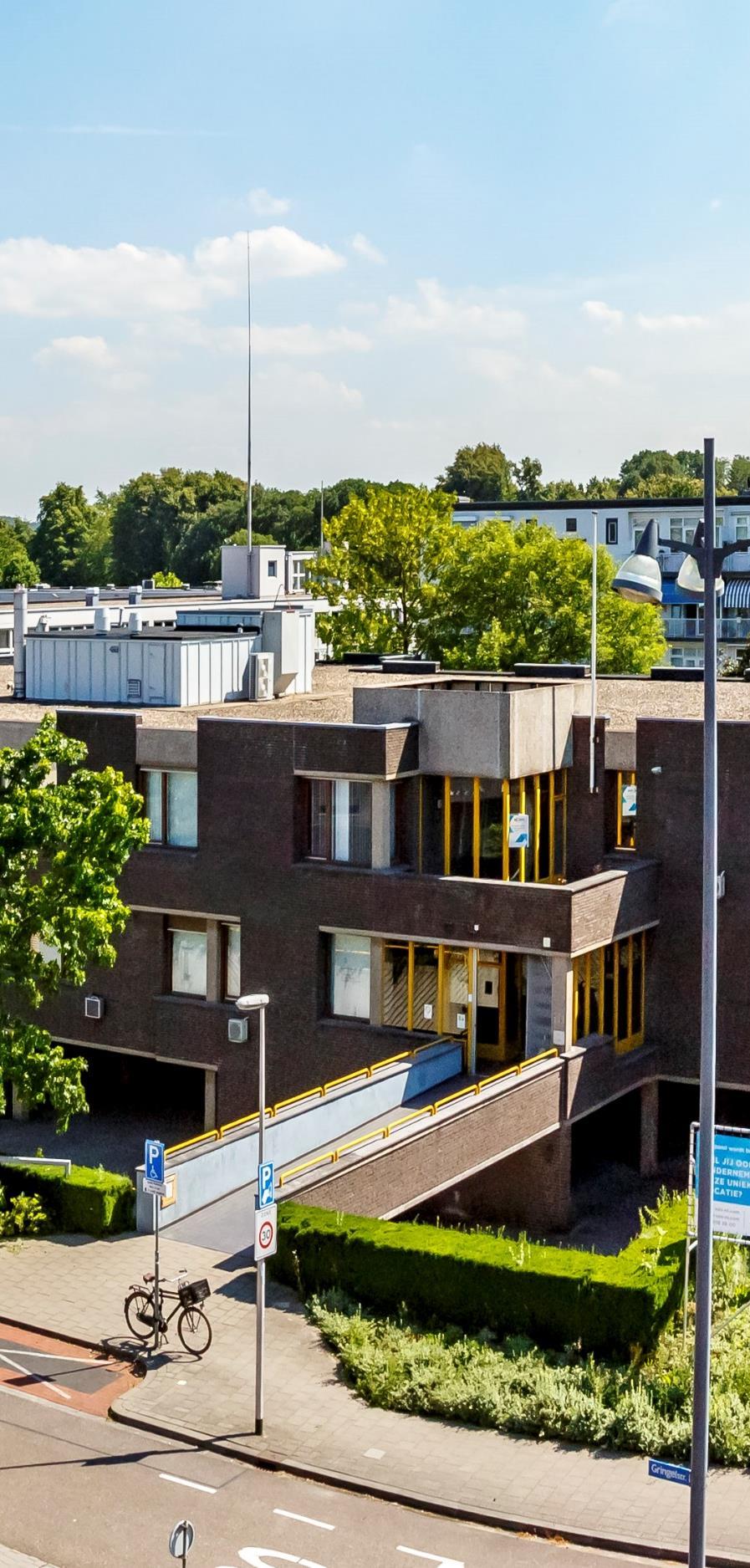 LOCATIE & OBJECT Het object (voormalig politiebureau) is gelegen in het centrum van Heerlen. Op loopafstand is het treinstation van Heerlen gelegen.