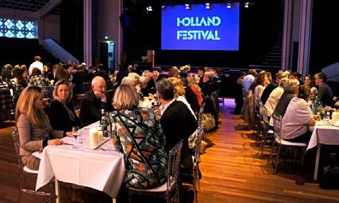 PRIVATE DINING BESLOTEN DINER Theaterzaal max 120 p. Studio max 40 p. Café-restaurant max 120 p. Bent u op zoek naar een bijzondere locatie voor een besloten diner?