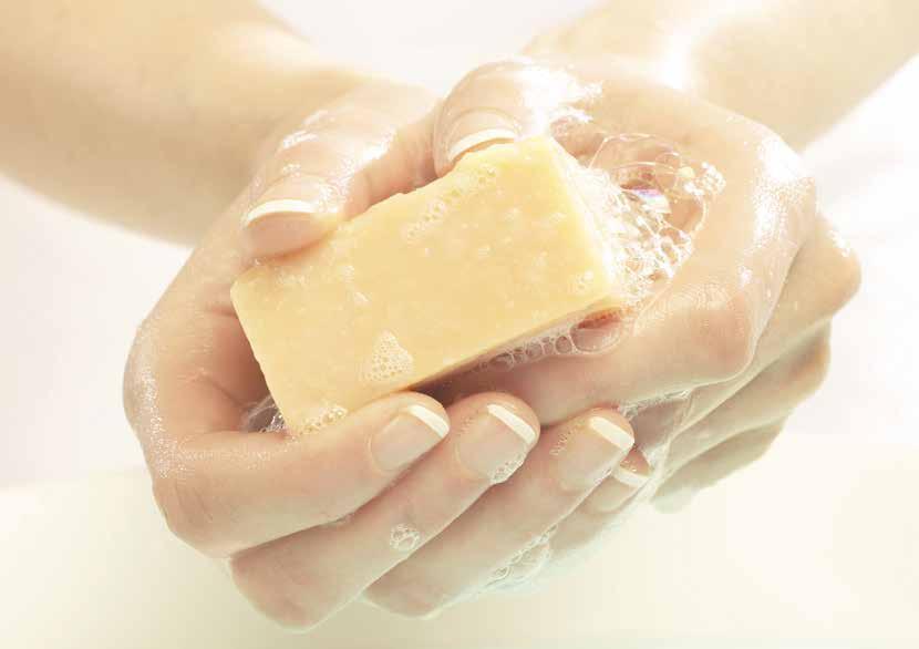 12 Je handen regelmatig wassen is écht een must, zo kun je veel infecties voorkomen.