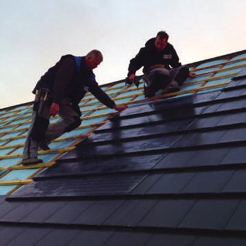 Een geïntegreerd zonnepaneel dat door de maatvoering en opbouw één geheel met uw dak vormt.