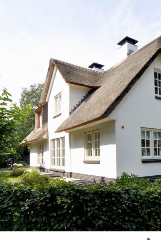 Landelijke stijl Garages, erkers, aan- en- uitbouwen en geaccentueerde entrees dragen in het totaalbeeld van de woning bij aan de voor deze stijl kenmerkende en gewenste diversiteit.