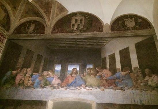 schilderijen van Leonardo da Vinci bewonderen; Het Laatste Avondmaal.