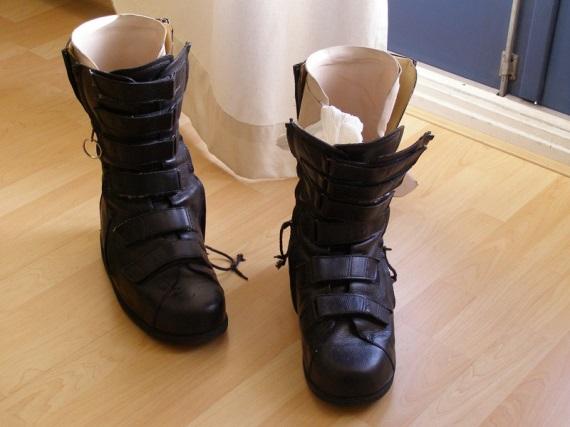 VLOS = voorlopige orthopedische schoen 4.